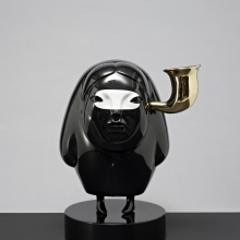 Relieve the Voice from your Head,26x40x50cm,FRP、不鏽鋼鍍鈦-大美無言藝術空間